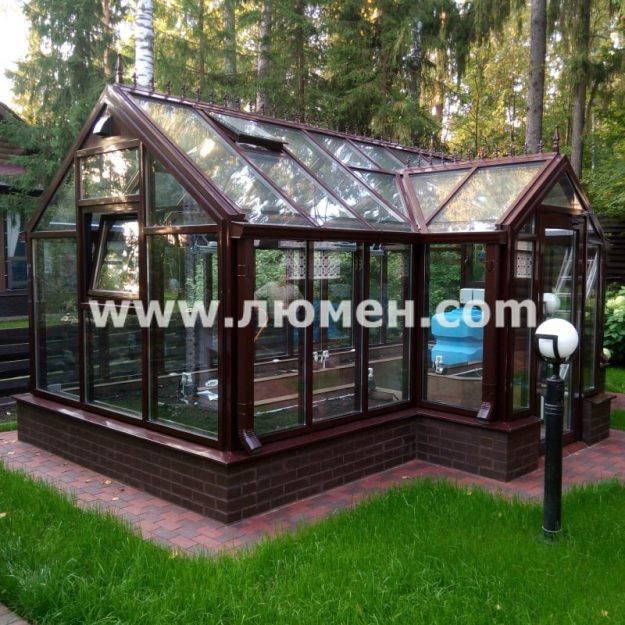 Английская теплица на участке Заказчика