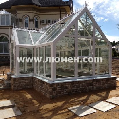 Зимняя теплица с тамбуром