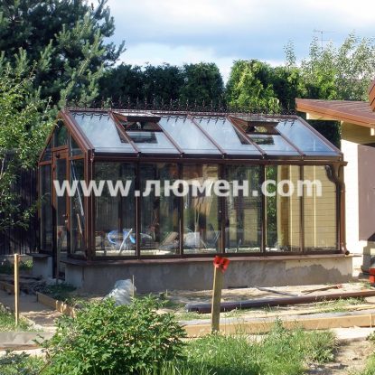 Теплица для всесезонного выращивания