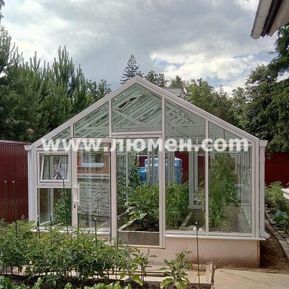 Торец зимней теплицы