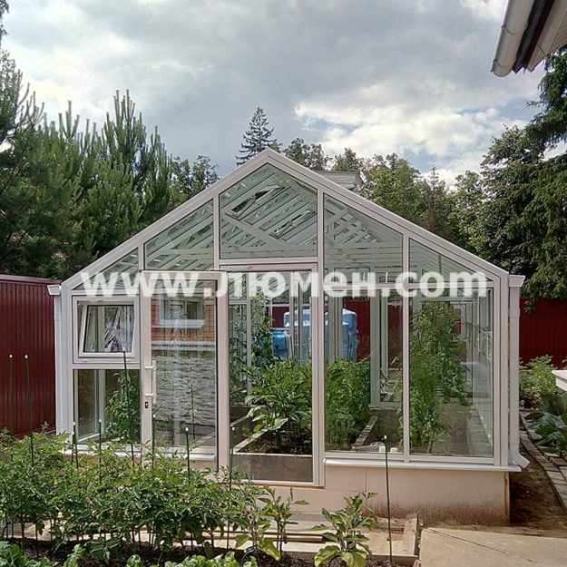 Торец зимней теплицы